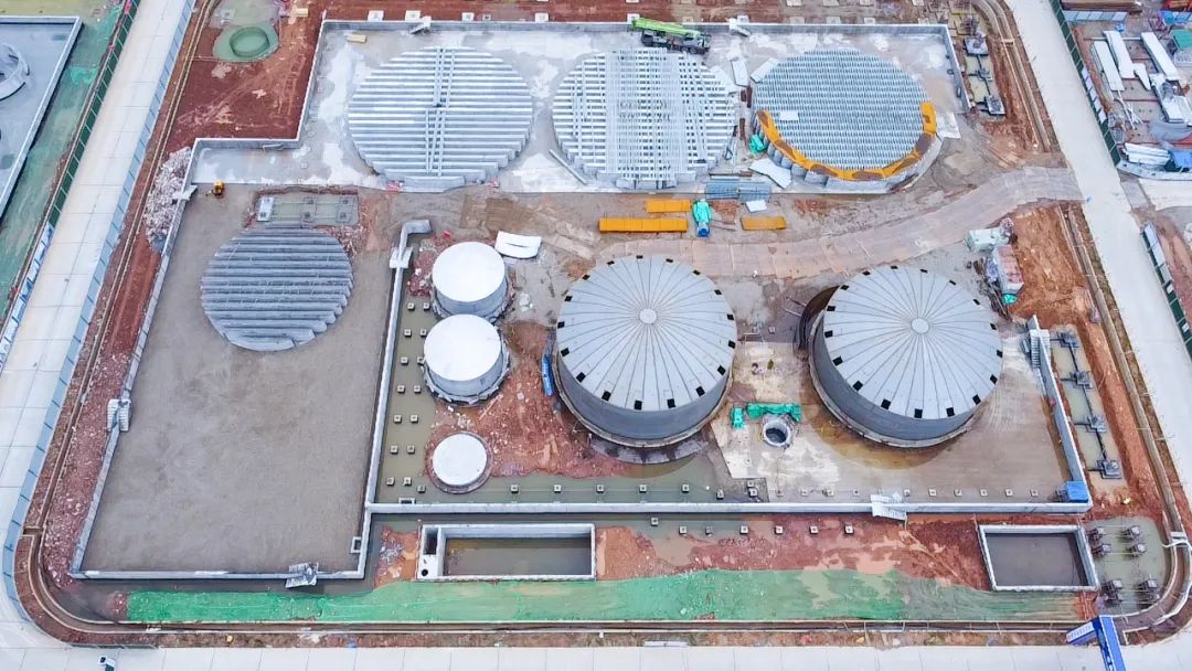 爭春提速！磷化工項目首個建筑單體封頂(圖3)