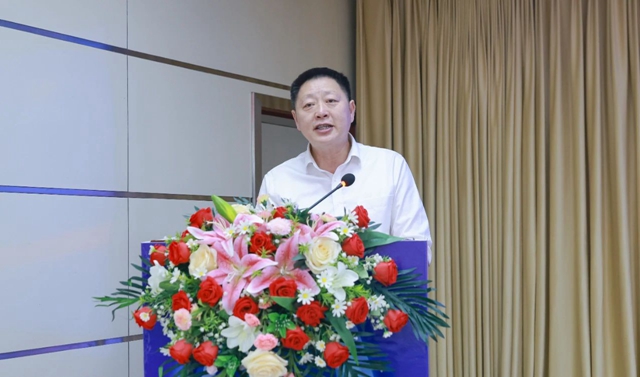 增值引領(lǐng)共贏疆來！2024宜化宜冠滴品牌戰(zhàn)略發(fā)布會在新疆輪臺縣成功舉行(圖2)
