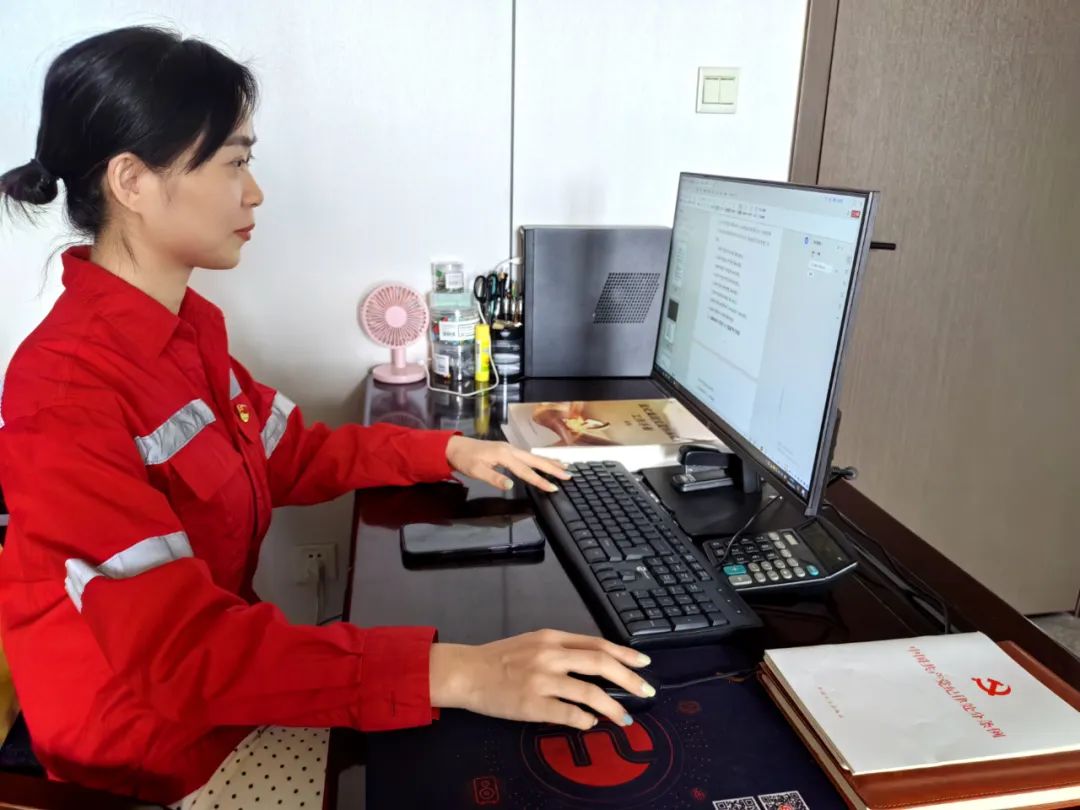 【宜化榜樣】化機公司李丹：提升素質(zhì)強技能，勇于奉獻顯擔當(圖2)