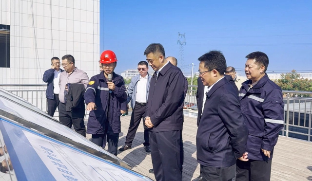 黑龍江省供銷合作社理事會(huì)主任趙勵(lì)軍、倍豐集團(tuán)董事長(zhǎng)徐陽(yáng)一行到訪宜化集團(tuán)